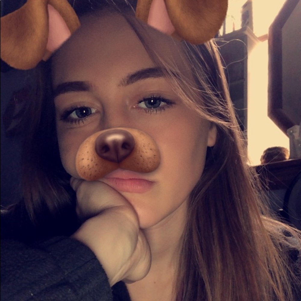 Meet your Posher, Makenzie